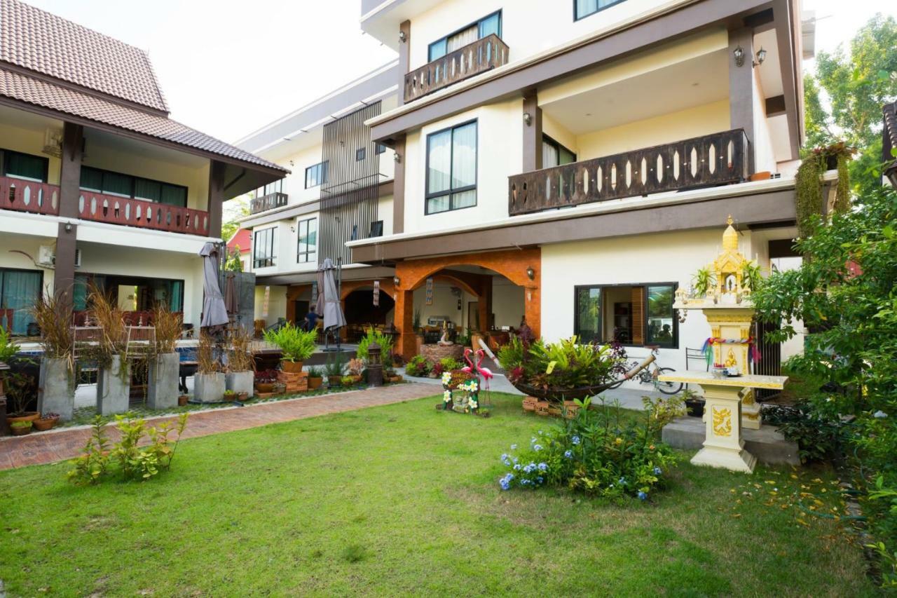 Sriananpura Otel Chiang Mai Dış mekan fotoğraf